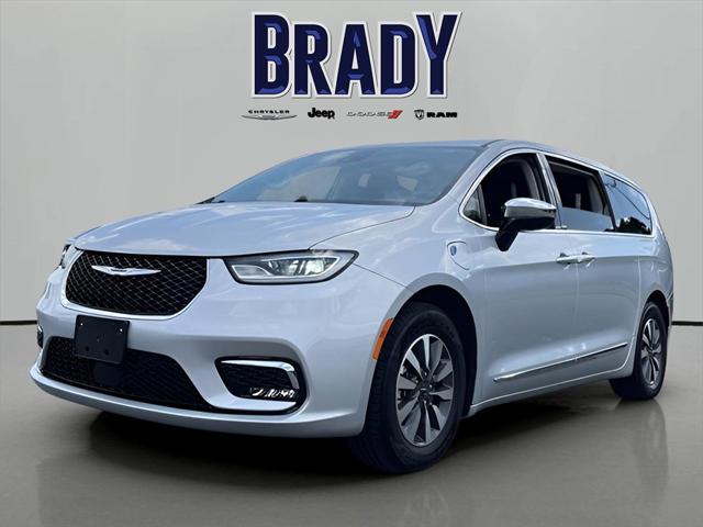 2023 Chrysler Pacifica Hybrid Limited