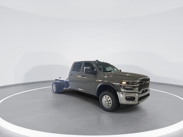 2026 RAM Ram 3500 Chassis Cab RAM 3500 TRADESMAN CREW CAB CHASSIS 4X4 60 CA 2026 RAM Ram 3500 Chassis Cab RAM 3500 TRADESMAN CREW CAB CHASSIS 4X4 60 CA