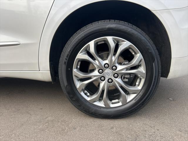 2020 Buick Enclave AWD Avenir 2020 Buick Enclave AWD Avenir