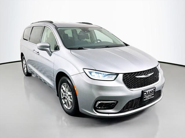 2021 Chrysler Pacifica Touring 2021 Chrysler Pacifica Touring