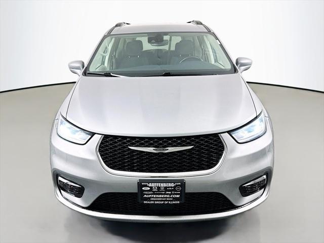 2021 Chrysler Pacifica Touring 2021 Chrysler Pacifica Touring