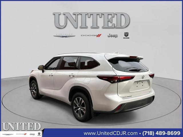 2024 Toyota Highlander XLE