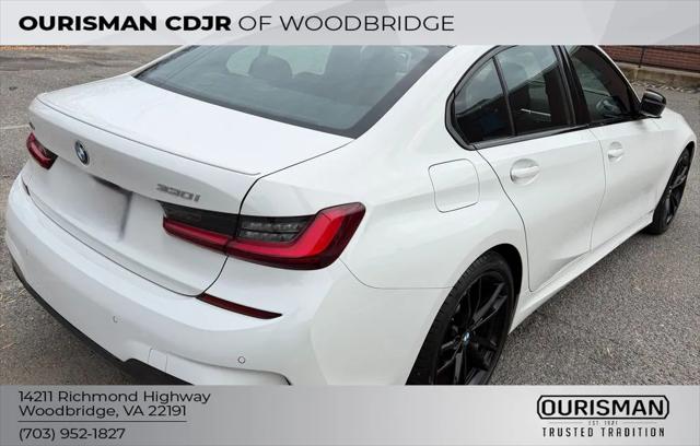 2022 BMW 330i xDrive 2022 BMW 330i xDrive