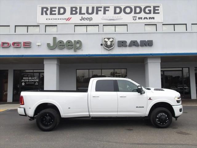 2025 RAM 3500 Limited Crew Cab 4x4 8 Box