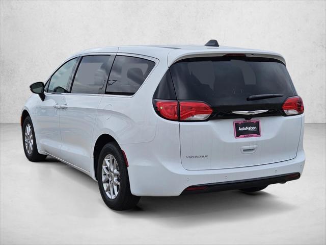 2025 Chrysler Voyager LX