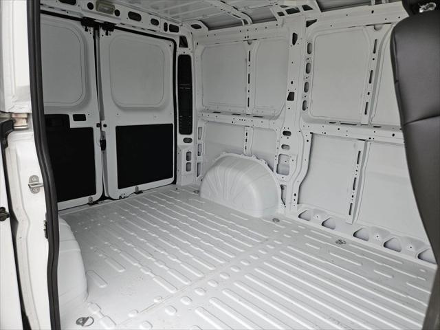 2025 Ram ProMaster Cargo Van Tradesman Low Roof 118" WB w/Pass Seat