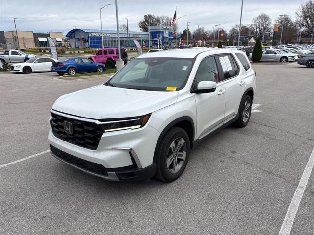 2023 Honda Pilot AWD EX-L 8 Passenger 2023 Honda Pilot AWD EX-L 8 Passenger