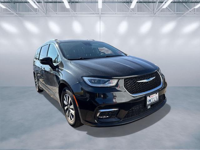 2021 Chrysler Pacifica Hybrid Touring L 2021 Chrysler Pacifica Hybrid Touring L