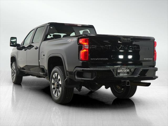 2021 Chevrolet Silverado 2500HD 4WD Crew Cab Standard Bed Custom