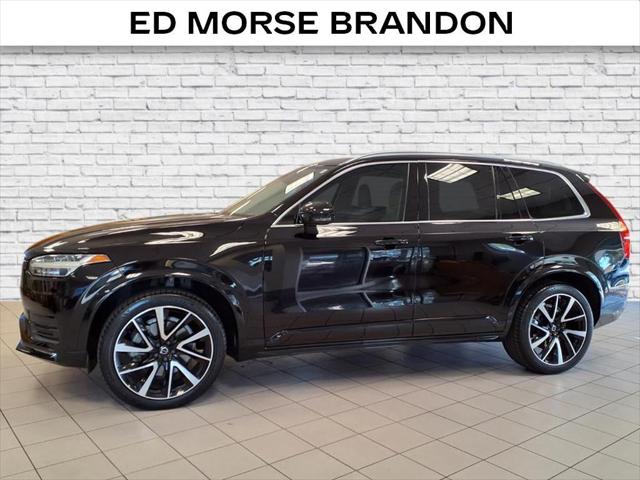 2021 Volvo XC90 T6 Momentum 7 Passenger 2021 Volvo XC90 T6 Momentum 7 Passenger