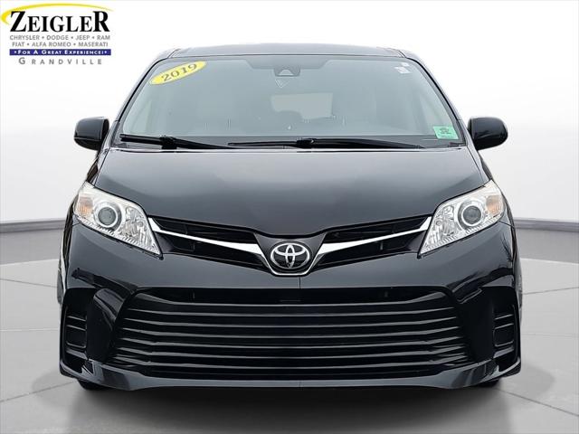 2019 Toyota Sienna LE 8 Passenger 2019 Toyota Sienna LE 8 Passenger