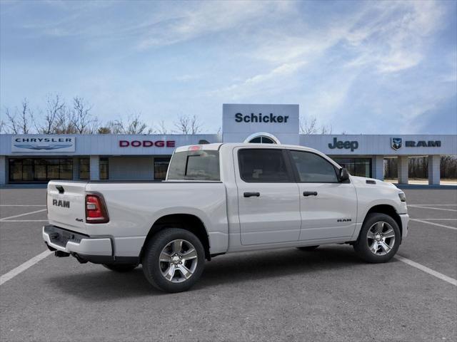 2026 Ram 1500 Express Crew Cab 4x4 57 Box