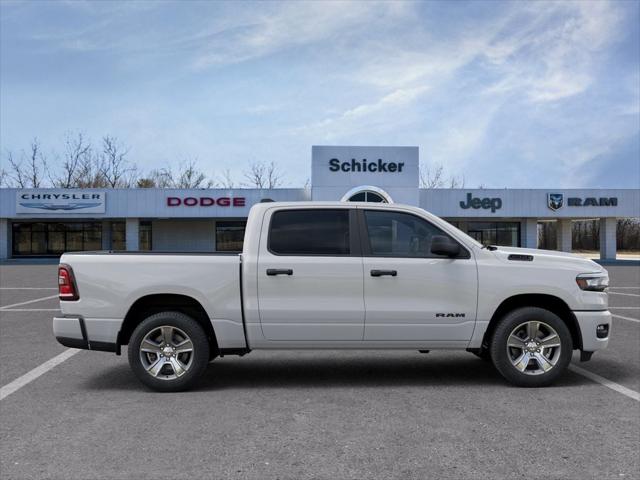 2026 Ram 1500 Express Crew Cab 4x4 57 Box