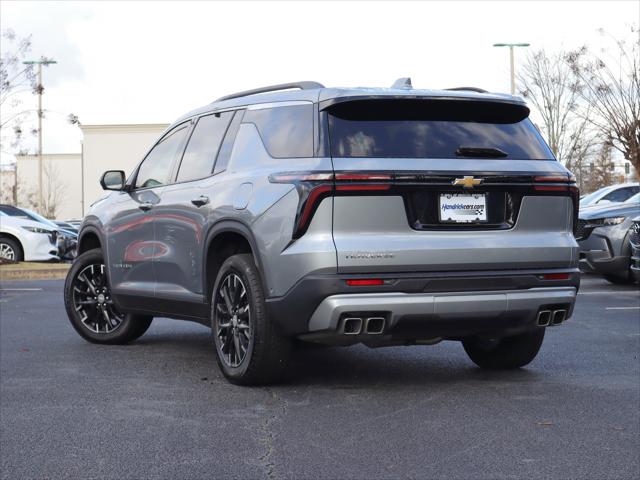 2025 Chevrolet Traverse FWD LT