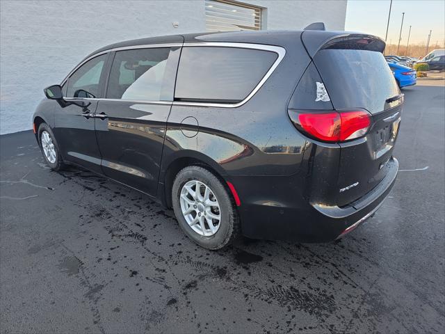 2020 Chrysler Pacifica Touring 2020 Chrysler Pacifica Touring