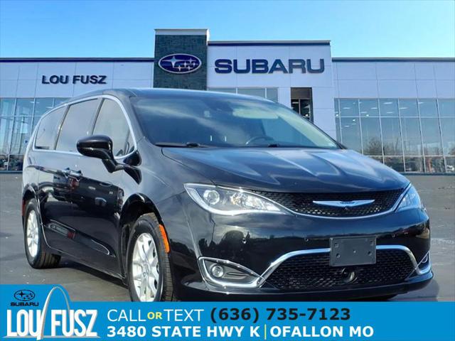 2020 Chrysler Pacifica Touring 2020 Chrysler Pacifica Touring