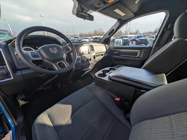 2024 RAM 1500 Classic Warlock Crew Cab 4x4 57 Box 2024 RAM 1500 Classic Warlock Crew Cab 4x4 57 Box