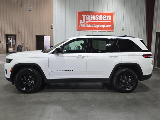 2024 Jeep Grand Cherokee Altitude 4x4
