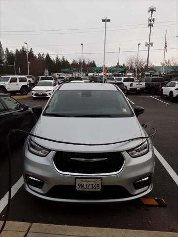 2024 Chrysler Pacifica Hybrid Select 2024 Chrysler Pacifica Hybrid Select