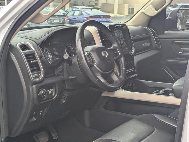 2019 RAM 1500 Laramie Crew Cab 4x2 57 Box 2019 RAM 1500 Laramie Crew Cab 4x2 57 Box