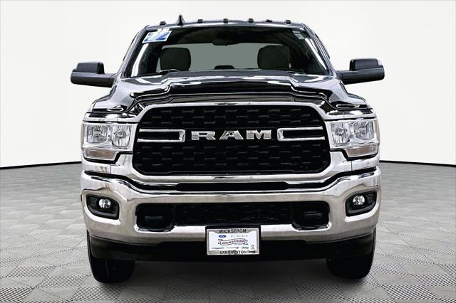 2022 RAM 2500 Big Horn Crew Cab 4x4 64 Box 2022 RAM 2500 Big Horn Crew Cab 4x4 64 Box