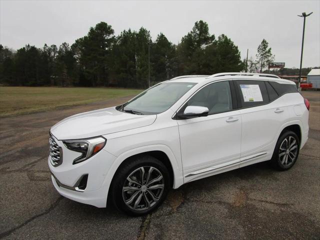 2020 GMC Terrain FWD Denali 2020 GMC Terrain FWD Denali