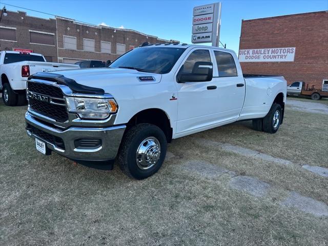 2024 RAM 3500 Tradesman Crew Cab 4x4 8 Box 2024 RAM 3500 Tradesman Crew Cab 4x4 8 Box