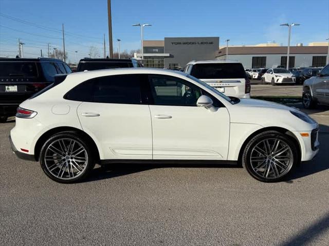 2023 Porsche Macan T 2023 Porsche Macan T