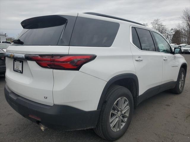 2023 Chevrolet Traverse AWD LT Cloth
