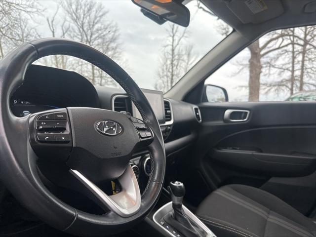 2023 Hyundai Venue SEL