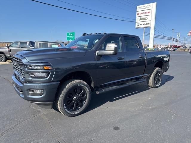 2026 RAM Ram 2500 RAM 2500 BLACK EXPRESS CREW CAB 4X4 64 BOX