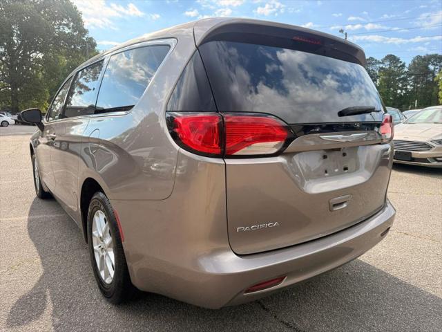 2017 Chrysler Pacifica Touring