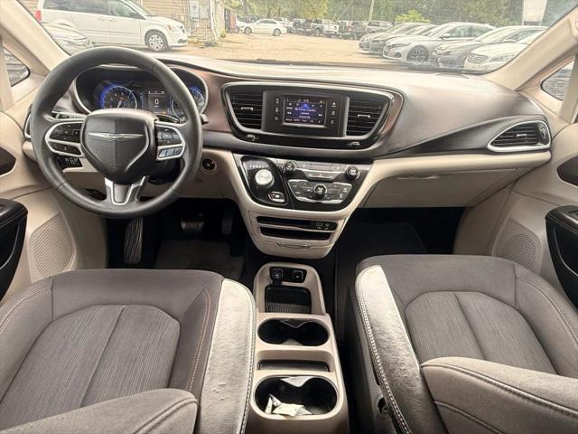 2017 Chrysler Pacifica Touring