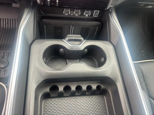 2026 Ram 1500 Laramie Crew Cab 4x4 5'7" Box