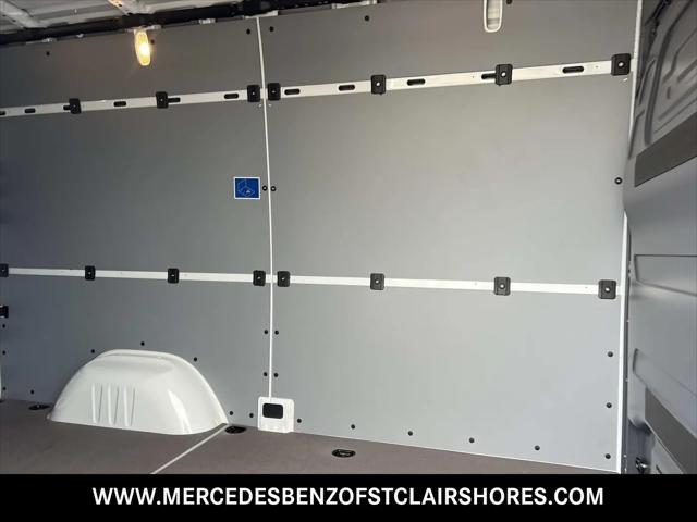 2026 Mercedes-Benz Sprinter 2500 Standard Roof 4-Cyl Diesel HO