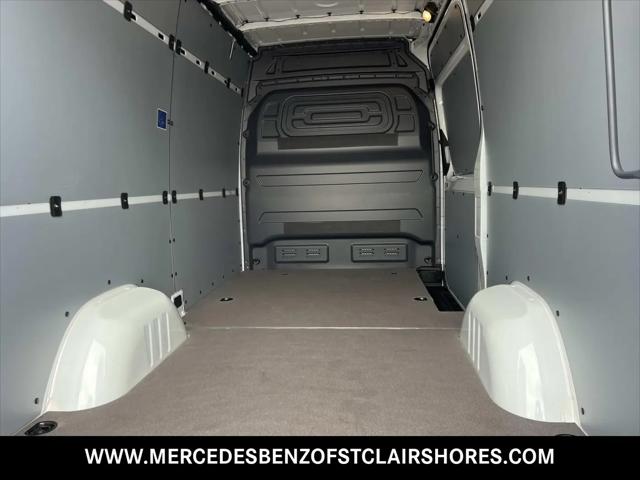 2026 Mercedes-Benz Sprinter 2500 Standard Roof 4-Cyl Diesel HO