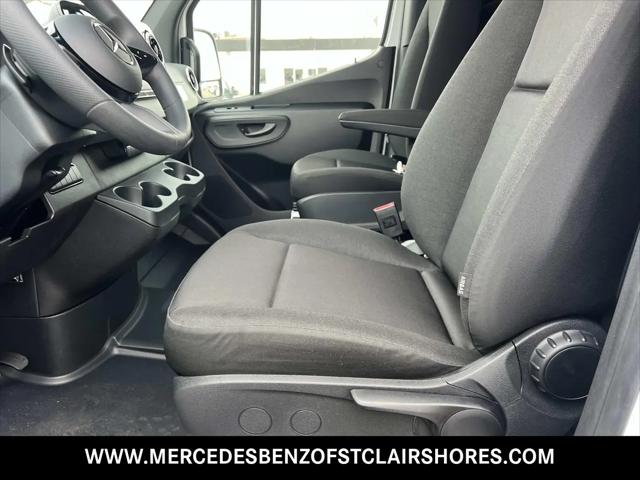 2026 Mercedes-Benz Sprinter 2500 Standard Roof 4-Cyl Diesel HO
