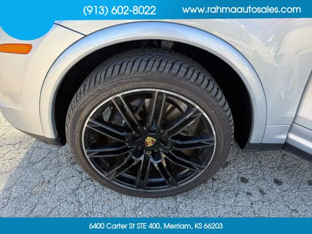 2018 Porsche Cayenne Platinum Edition