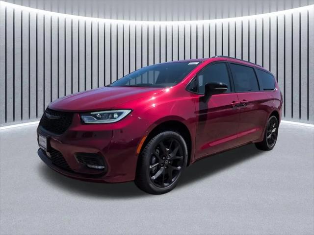 2026 Chrysler Pacifica Select AWD for sale in Crystal Lake, IL