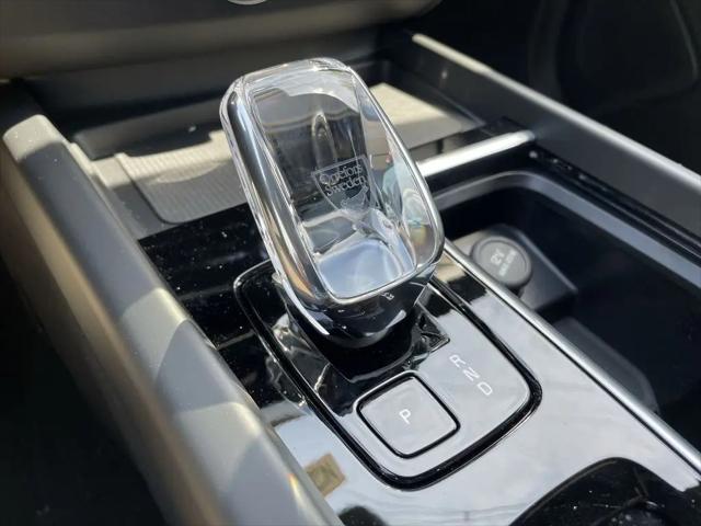 2026 Volvo XC60 Plug-In Hybrid Plus, T8 AWD Electric/Gasoline, Dark