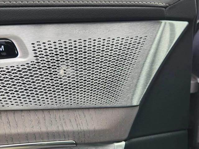 2026 Volvo XC90 B6 Ultra Dark Theme 7-Seater