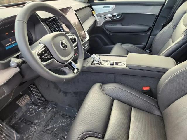 2026 Volvo XC90 B6 Ultra Dark Theme 7-Seater
