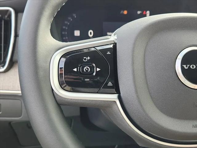 2026 Volvo XC90 B6 Ultra Dark Theme 7-Seater