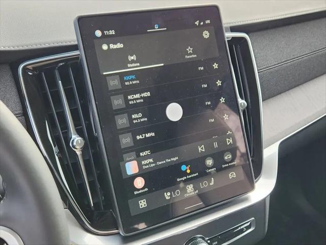 2026 Volvo XC90 B6 Ultra Dark Theme 7-Seater