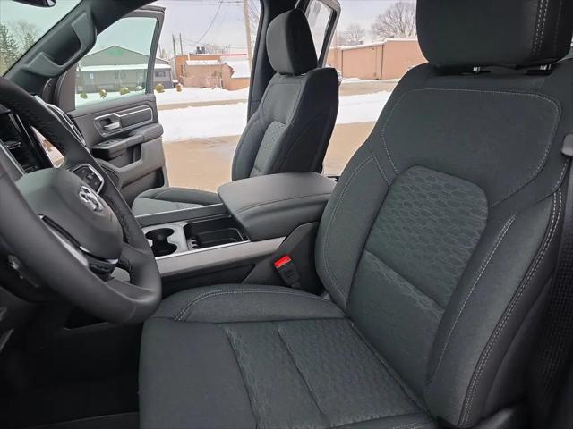 2026 Ram 1500 Big Horn Crew Cab 4x4 5'7" Box
