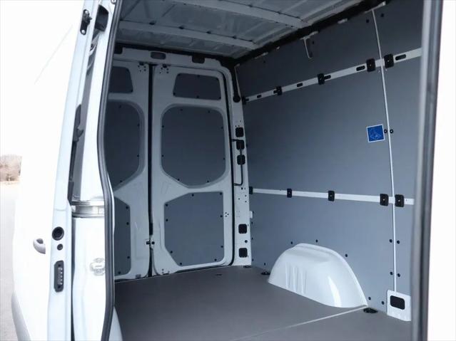 2026 Mercedes-Benz Sprinter 2500 Standard Roof 4-Cyl Diesel