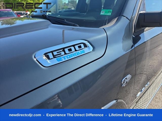 2026 Ram 1500 Big Horn Crew Cab 4x4 5'7" Box