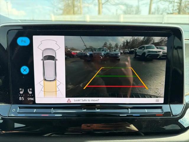 2026 Volkswagen Atlas SE with Technology