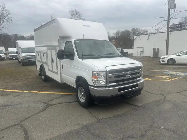 2026 Ford E-350 Cutaway E-Series Cutaway