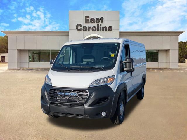 2026 Ram ProMaster Cargo Van Tradesman Low Roof 136" WB w/Pass Seat